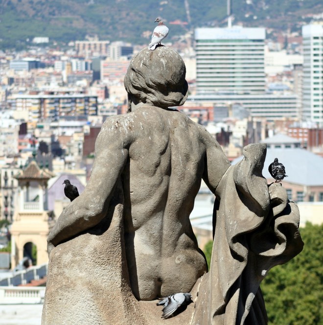I have to admit, the thing I recall most was being entertained by the pigeons on this statue...